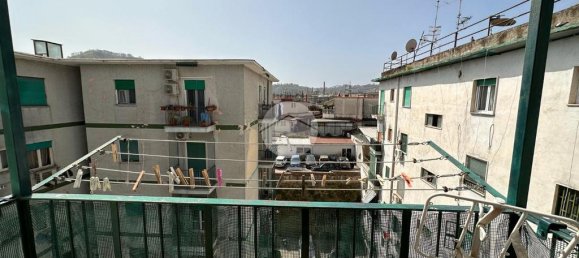 2 Schlafzimmer Wohnung in Naples, Italy, Nr. 54006 21