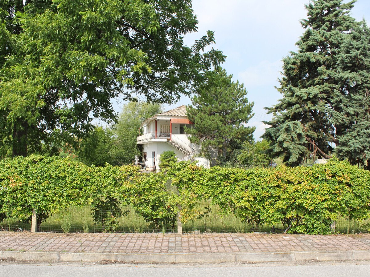 3 rooms Commercial property in Katerini, Greece No. 19586