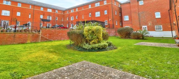 2 bedrooms Apartment in Canterbury, United Kingdom No. 10946 2