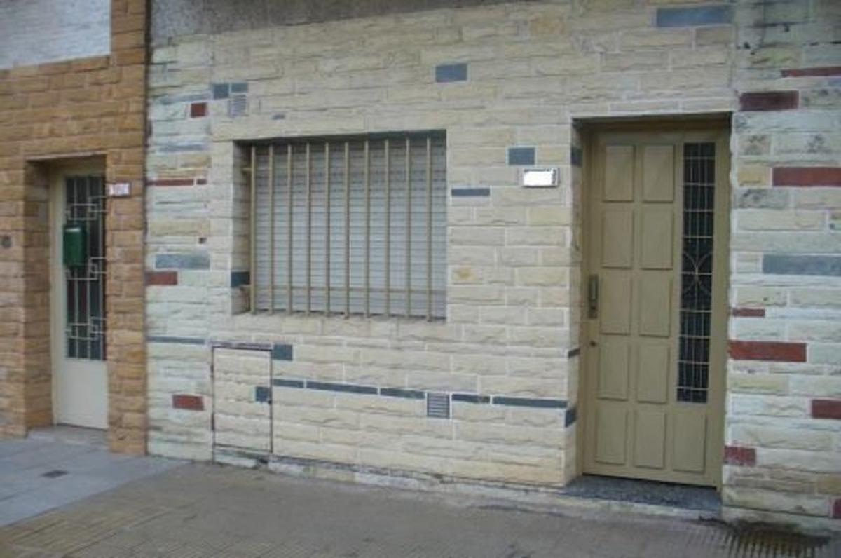 Studio in Tres de Febrero, Argentina, Nr. 15355