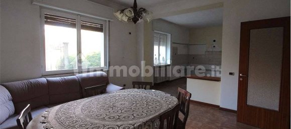 3 Schlafzimmer Villa in Buguggiate, Italy, Nr. 158591 7