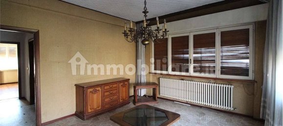 3 Schlafzimmer Villa in Buguggiate, Italy, Nr. 158591 18