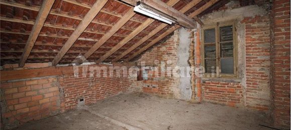 3 Schlafzimmer Villa in Buguggiate, Italy, Nr. 158591 26