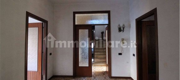 3 Schlafzimmer Villa in Buguggiate, Italy, Nr. 158591 5