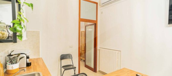 2-Zimmer Wohnung in Bari, Italy, Nr. 17361 8