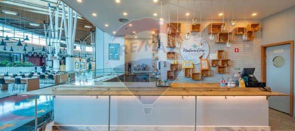 Gewerbliche Immobilie in Loures, Portugal 117m², Nr. 69641 9