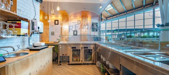 Gewerbliche Immobilie in Loures, Portugal 117m², Nr. 69641 13