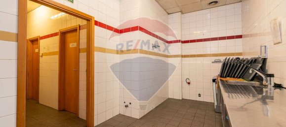 Gewerbliche Immobilie in Loures, Portugal 117m², Nr. 69641 17