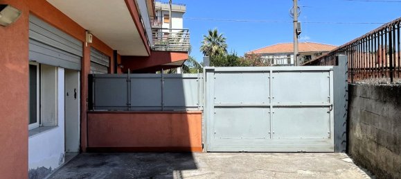 6-Zimmer Doppelhaus in Catania, Italy, Nr. 303772 42