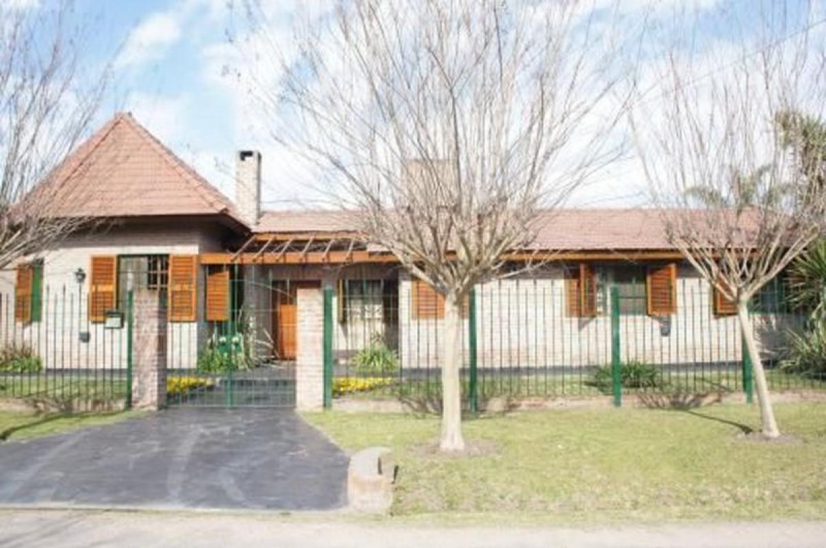 3 Schlafzimmer Haus in Escobar, Argentina, Nr. 8678