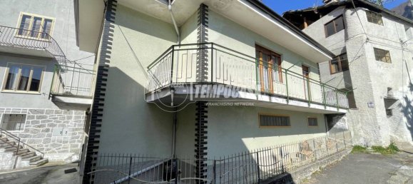 1 bedroom House in Locana, Italy No. 215960 2