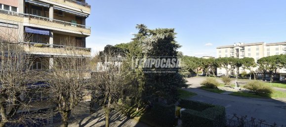 2غرفة شقة في Rho, Italy رقم 15282 13