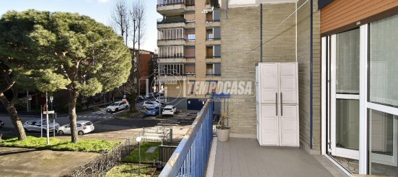 2غرفة شقة في Rho, Italy رقم 15282 17