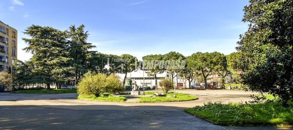 2غرفة شقة في Rho, Italy رقم 15282 22