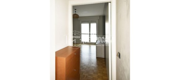 2غرفة شقة في Rho, Italy رقم 15282 14