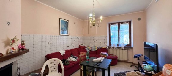 2 bedrooms Apartment in Monte Santa Maria Tiberina, Italy No. 153251 4