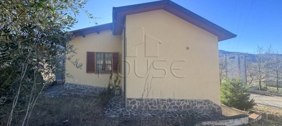 2 bedrooms Apartment in Monte Santa Maria Tiberina, Italy No. 153251 10