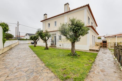 4 bedrooms House in Sintra, Portugal No. 38469