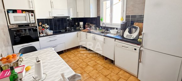 3 bedrooms House in Les Pennes-Mirabeau, France No. 278831 6