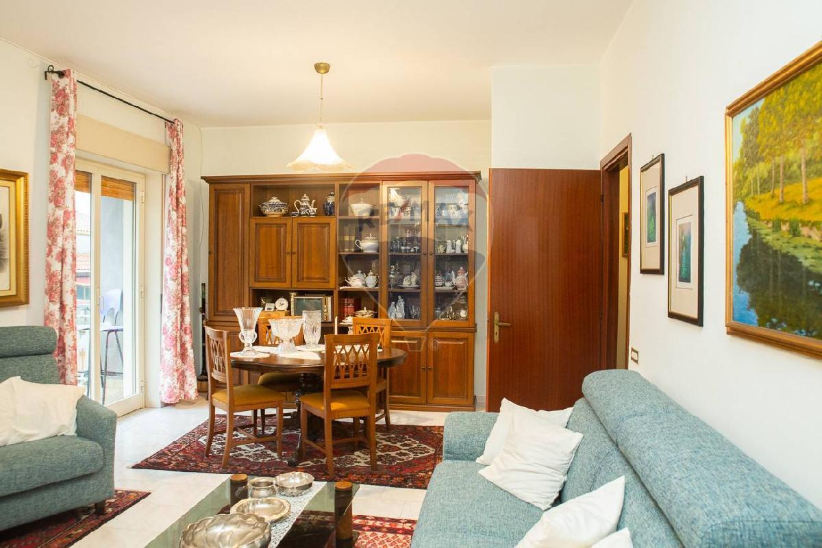3 Schlafzimmer Wohnung in Santa Venerina, Italy, Nr. 178430