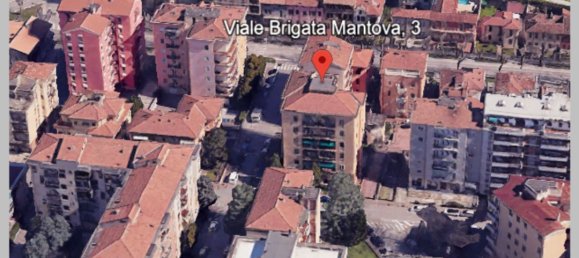 4 bedrooms Apartment in Mantua, Italy No. 359460 14