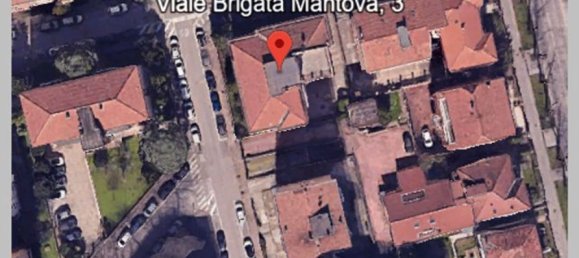 4 bedrooms Apartment in Mantua, Italy No. 359460 13