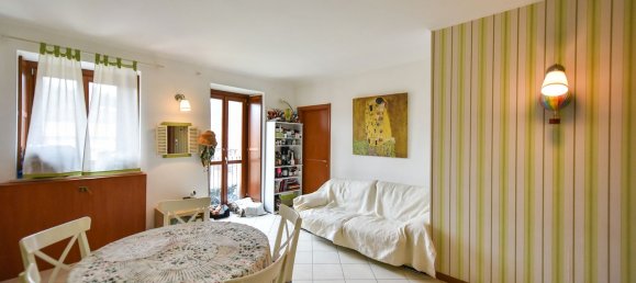 3 rooms Apartment in Collegno, Italy No. 79129 4