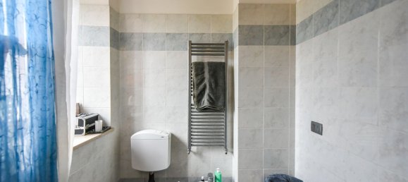 3 rooms Apartment in Collegno, Italy No. 79129 10