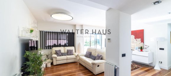 3 bedrooms Apartment in Madrid, Spain No. 182725 9