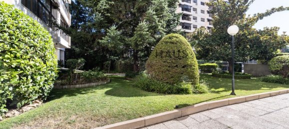 3 bedrooms Apartment in Madrid, Spain No. 182725 44