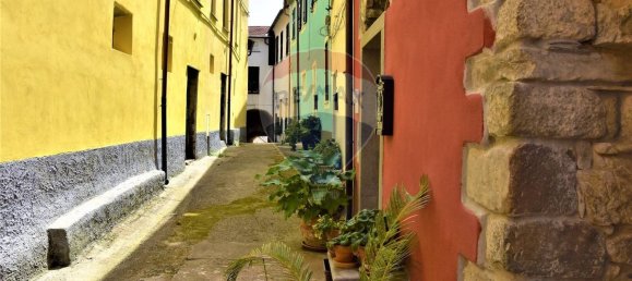 5-Zimmer Haus in Borghetto di Vara, Italy, Nr. 230247 6