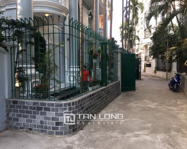 4 Schlafzimmer Villa in Tay Ho, Vietnam, Nr. 2152