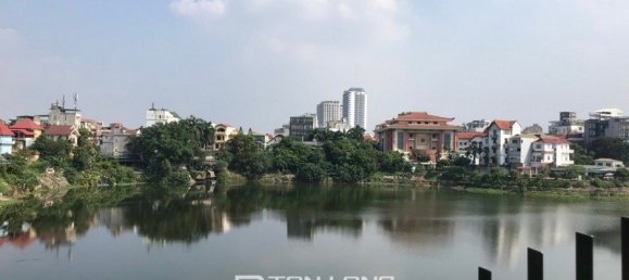 3 bedrooms Apartment in Tay Ho, Vietnam No. 1049 5