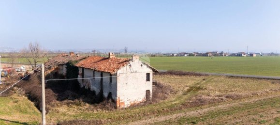 2 bedrooms House in Cherasco, Italy No. 177020 14