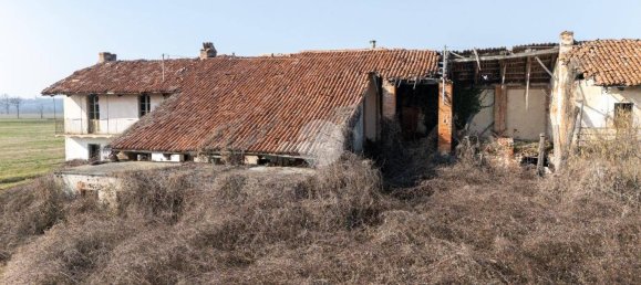 2 bedrooms House in Cherasco, Italy No. 177020 18