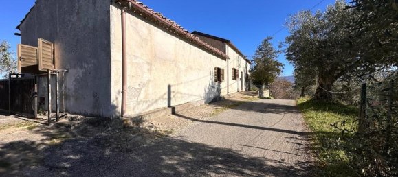Casa de 5 habitaciónes en Montalto Uffugo, Italy No. 237343 3