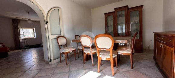 Casa de 5 habitaciónes en Montalto Uffugo, Italy No. 237343 12