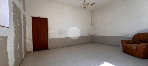 Casa de 5 habitaciónes en Montalto Uffugo, Italy No. 237343 14