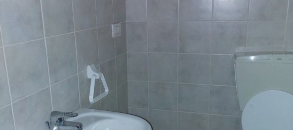 5 rooms Apartment in Arezzo, Italy No. 211077 2