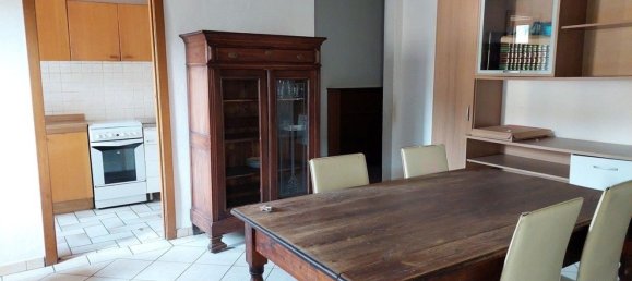 5 rooms Apartment in Arezzo, Italy No. 211077 12