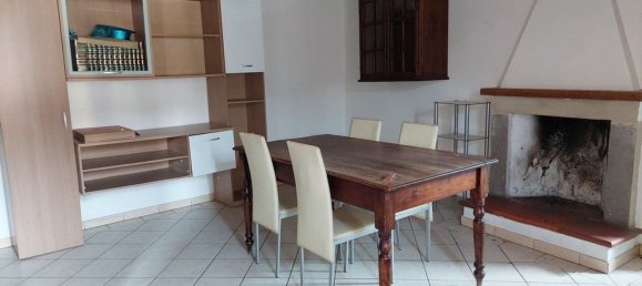 5 rooms Apartment in Arezzo, Italy No. 211077 11