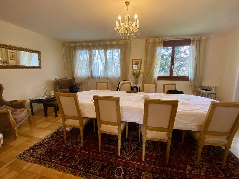 4 غرف نوم شقة في Bondy, France رقم 131166