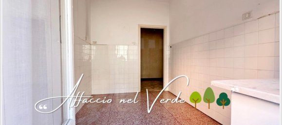 Apartamento de 5 divisões em Genoa, Italy N.º 144068 3