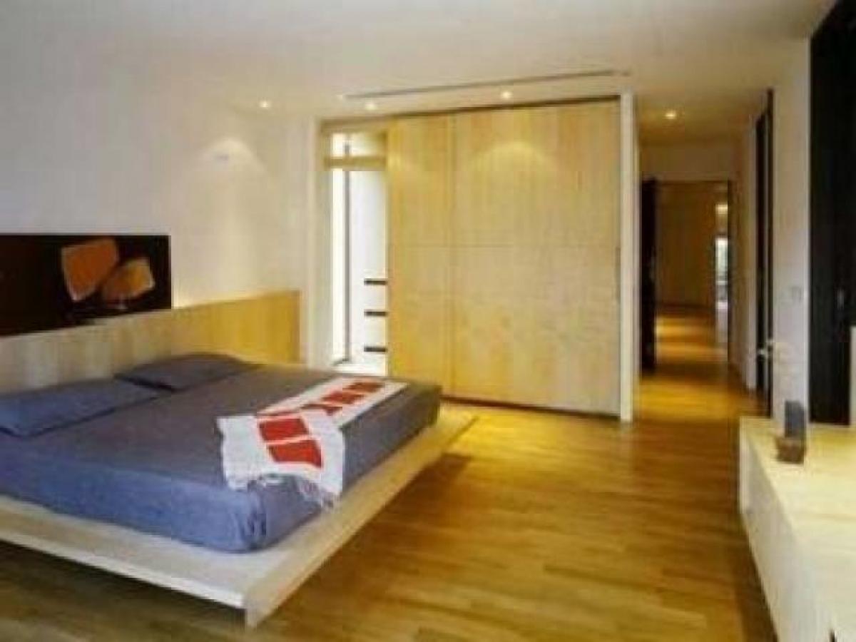 2 bedrooms House in Mumbai, India No. 26642