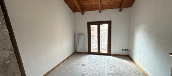 4 bedrooms Duplex in Castelfranco Emilia, Italy No. 336670 10
