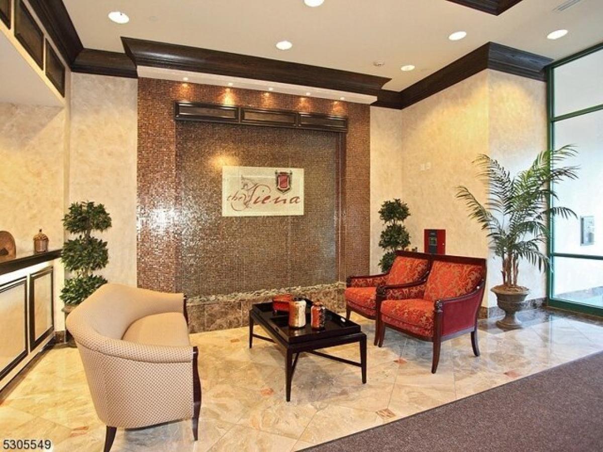 2 bedrooms House in Montclair, USA No. 426195