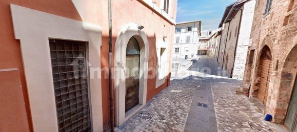 5 rooms Commercial property in Foligno, Italy No. 46128 11
