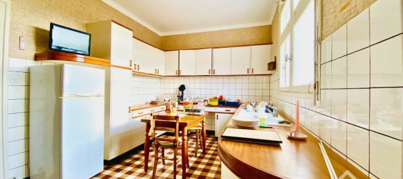 5 bedrooms House in Saint-Jean-d'Angely, France No. 277436 3