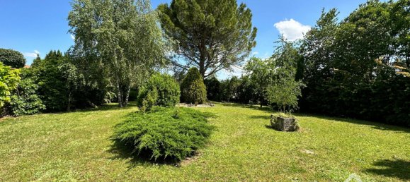 5 bedrooms House in Saint-Jean-d'Angely, France No. 277436 12