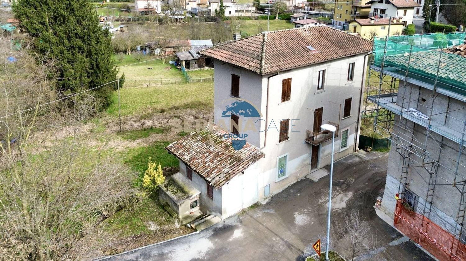 5-salle Maison à Albino, Italy No. 120256